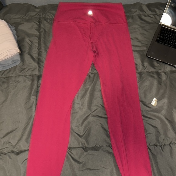 Lululemon - Picture 2 of 4